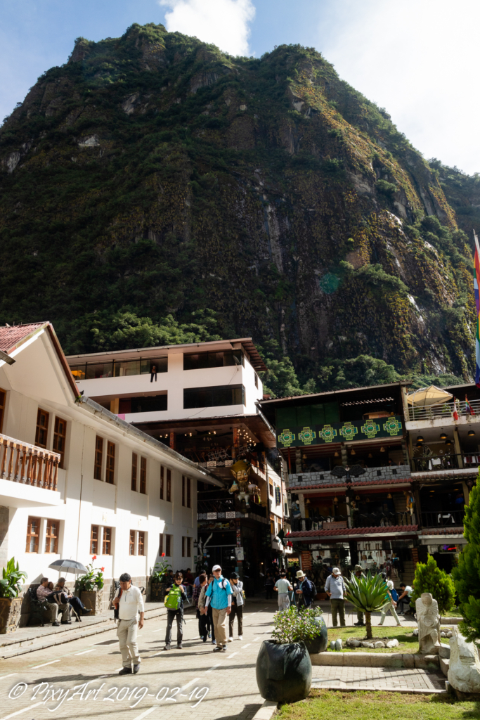 Machu Picchu pueblo (Inca sculpture)